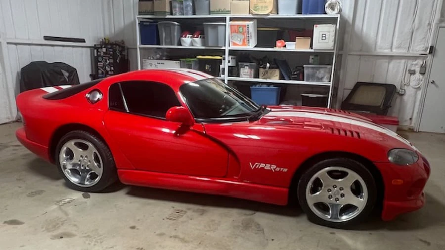 2002 Dodge Viper GTS 2nd Gen - Image 2 of 16