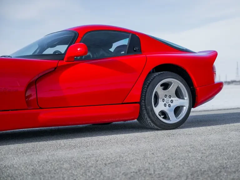 2002 Dodge Viper GTS 2nd Gen - Image 27 of 31