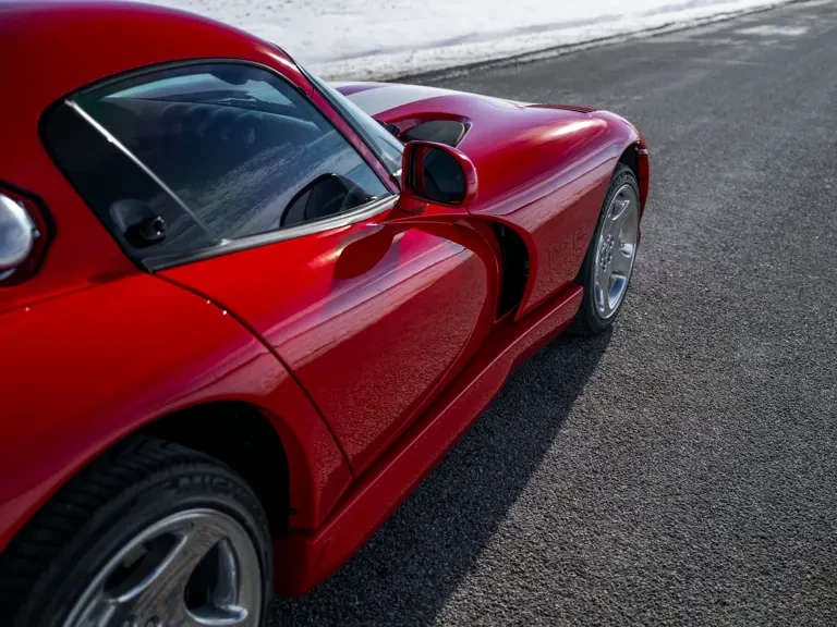 2002 Dodge Viper GTS 2nd Gen - Image 13 of 31