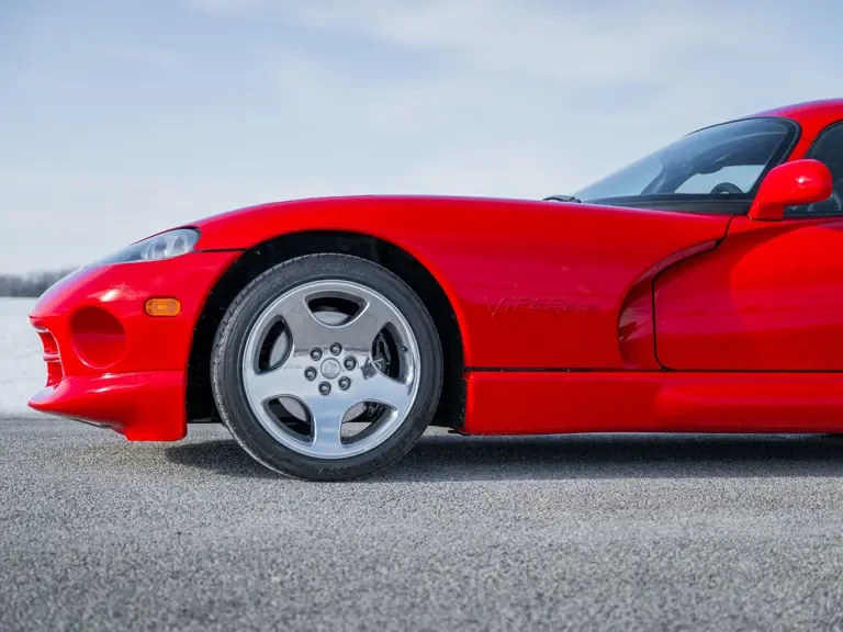 2002 Dodge Viper GTS 2nd Gen - Image 26 of 31