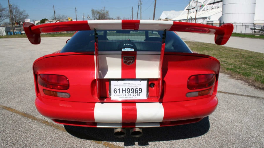 2002 Dodge Viper GTS 2nd Gen - Image 9 of 10