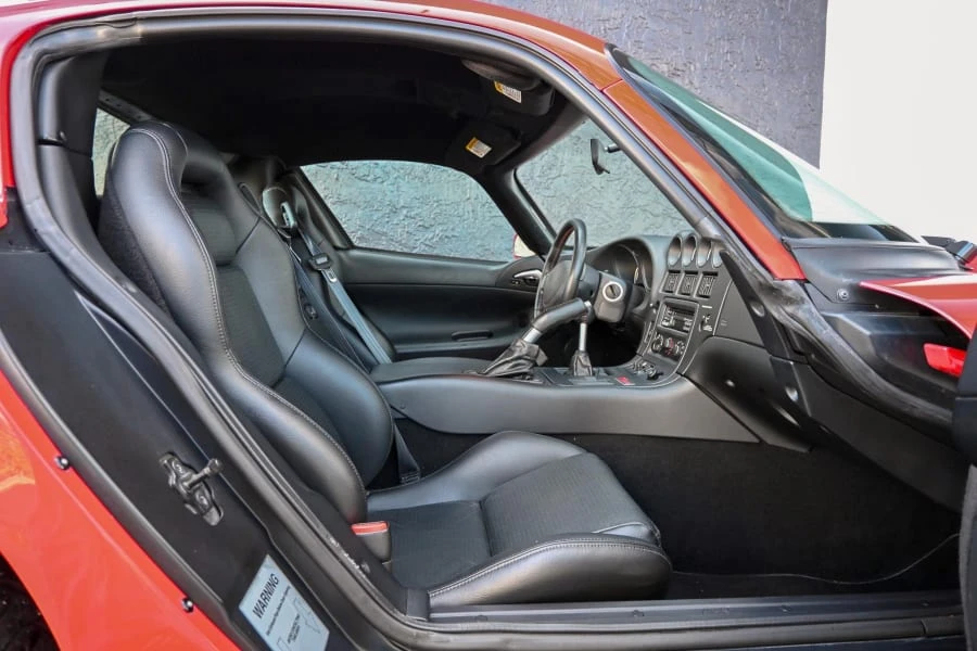 2002 Dodge Viper GTS 2nd Gen - Image 22 of 30