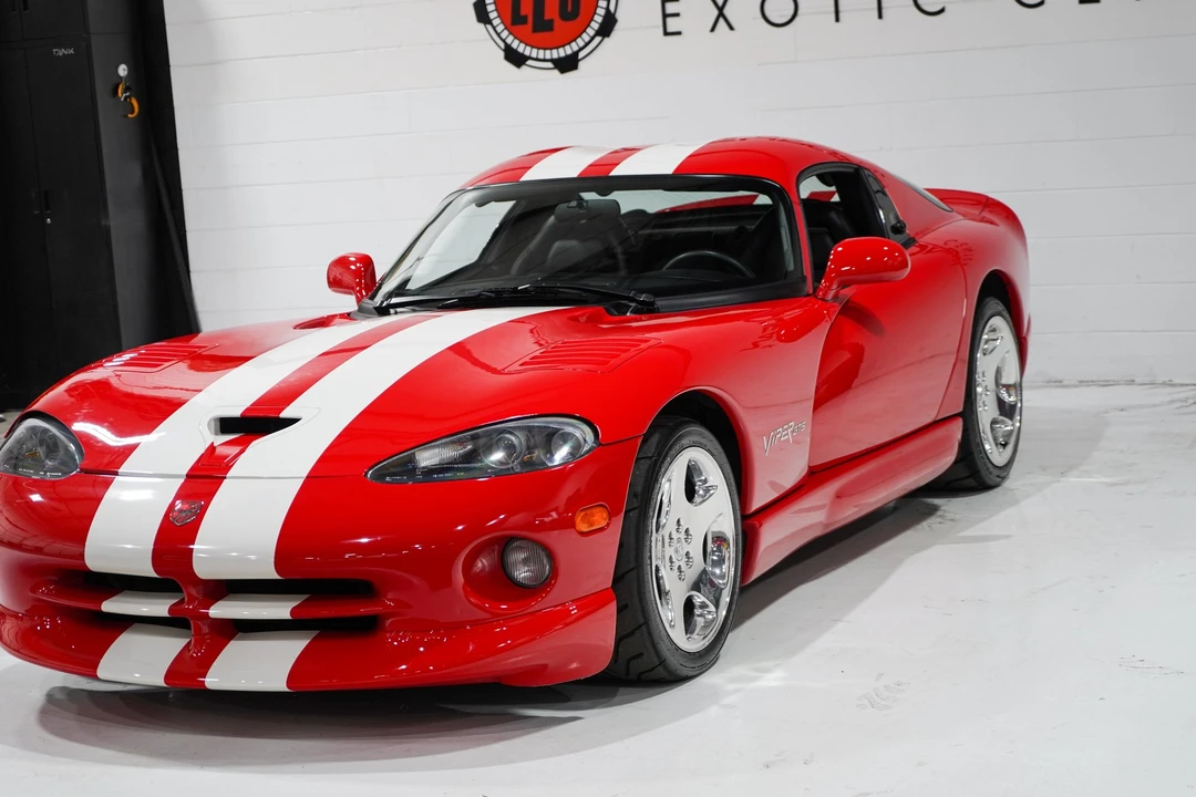 2002 Dodge Viper GTS 2nd Gen - Image 29 of 31