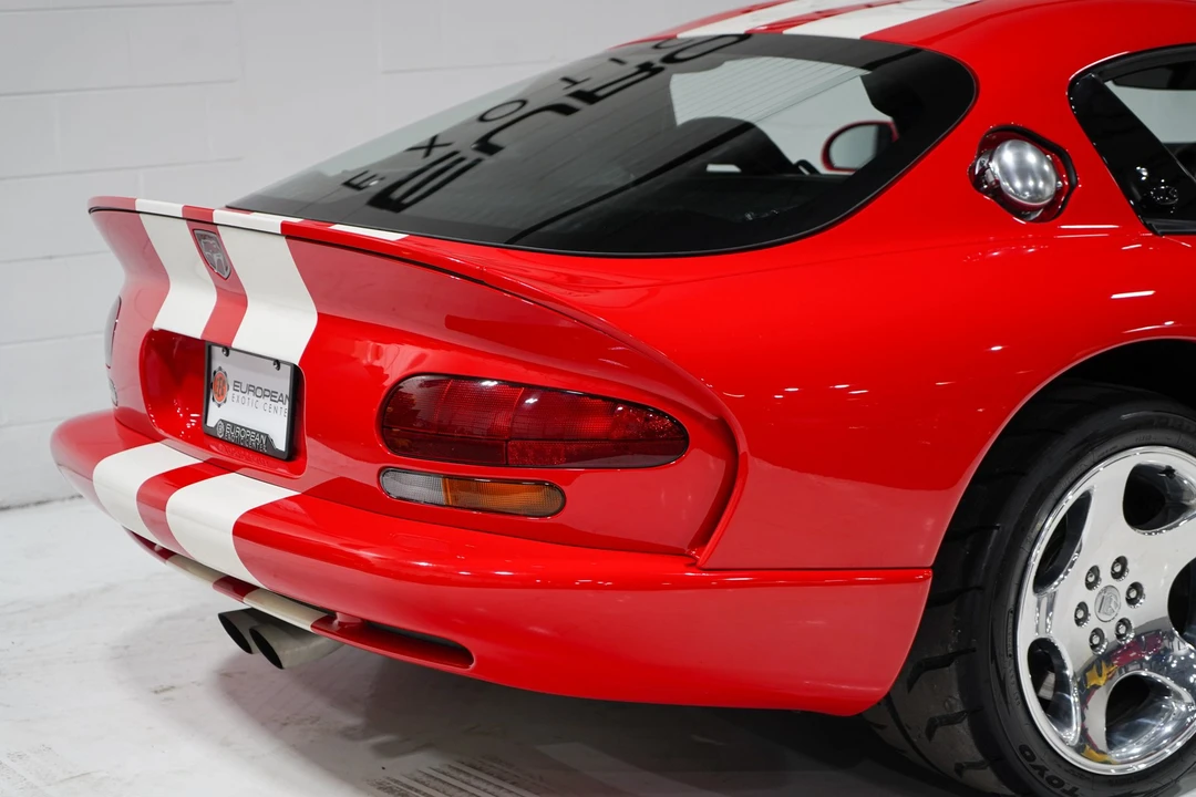 2002 Dodge Viper GTS 2nd Gen - Image 23 of 31