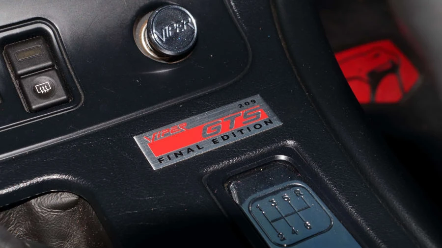 2002 Dodge Viper GTS 2nd Gen - Image 11 of 12