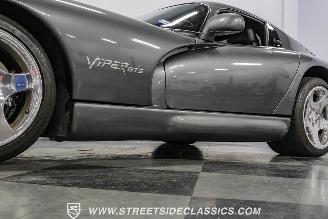 2002 Dodge Viper GTS 2nd Gen - Image 21 of 21
