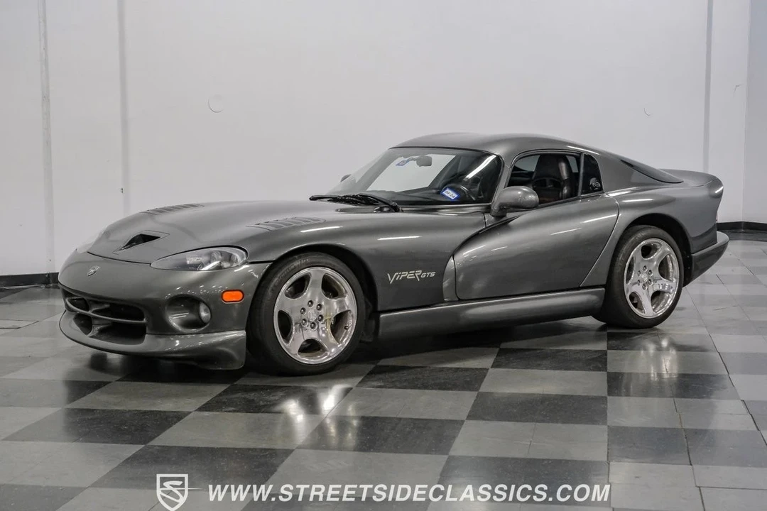 2002 Dodge Viper GTS 2nd Gen - Image 6 of 12