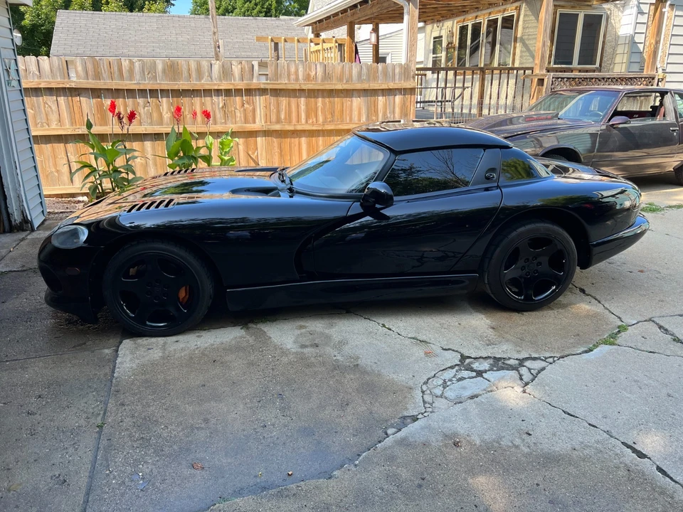 2002 Dodge Viper 2nd Gen - Image 9 of 18