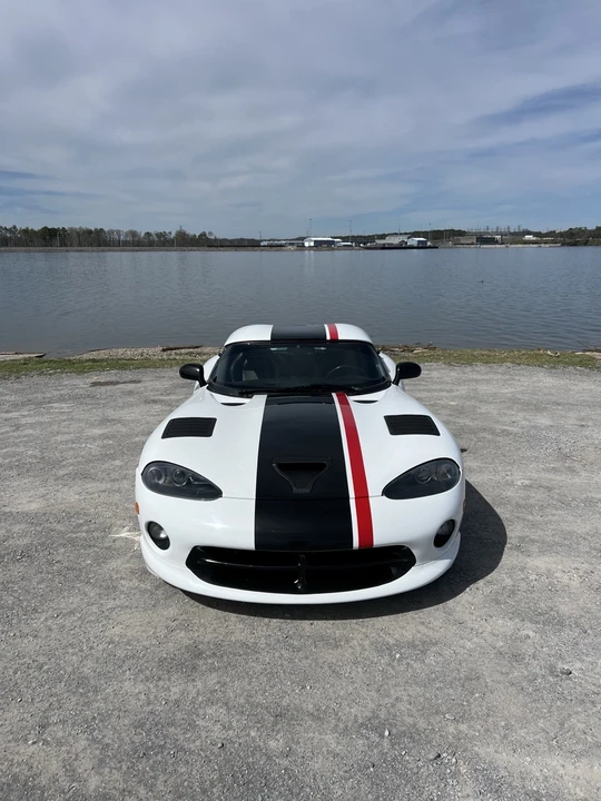 2002 Dodge Viper 2nd Gen - Image 2 of 12