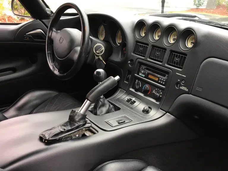 2002 Dodge Viper 2nd Gen - Image 5 of 14