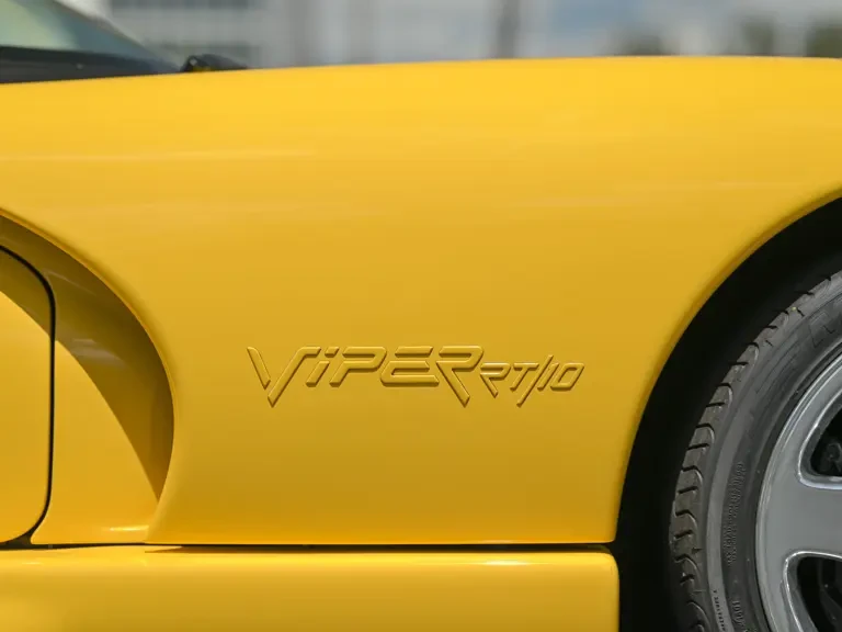 2002 Dodge Viper 2nd Gen - Image 22 of 31