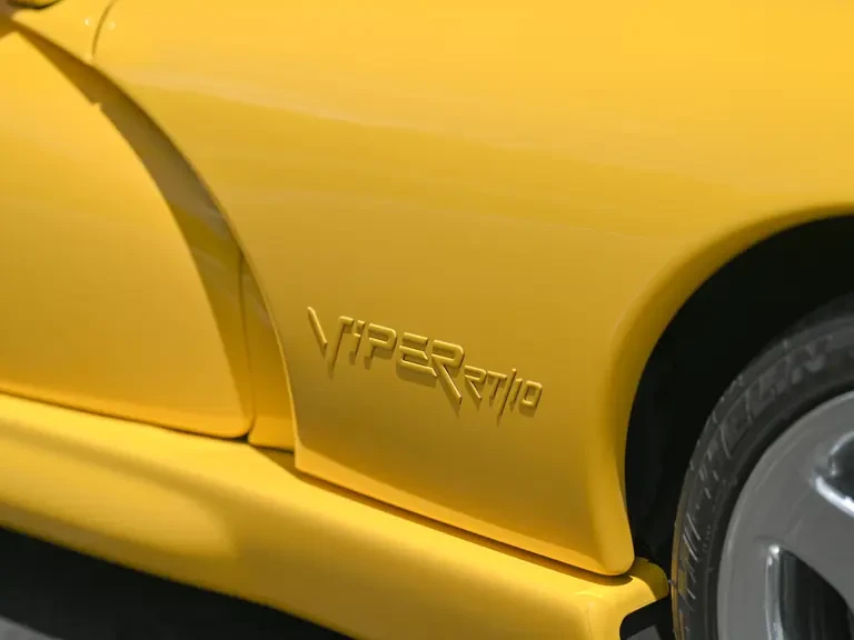 2002 Dodge Viper 2nd Gen - Image 13 of 31