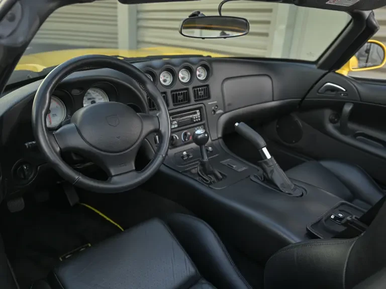2002 Dodge Viper 2nd Gen - Image 5 of 31