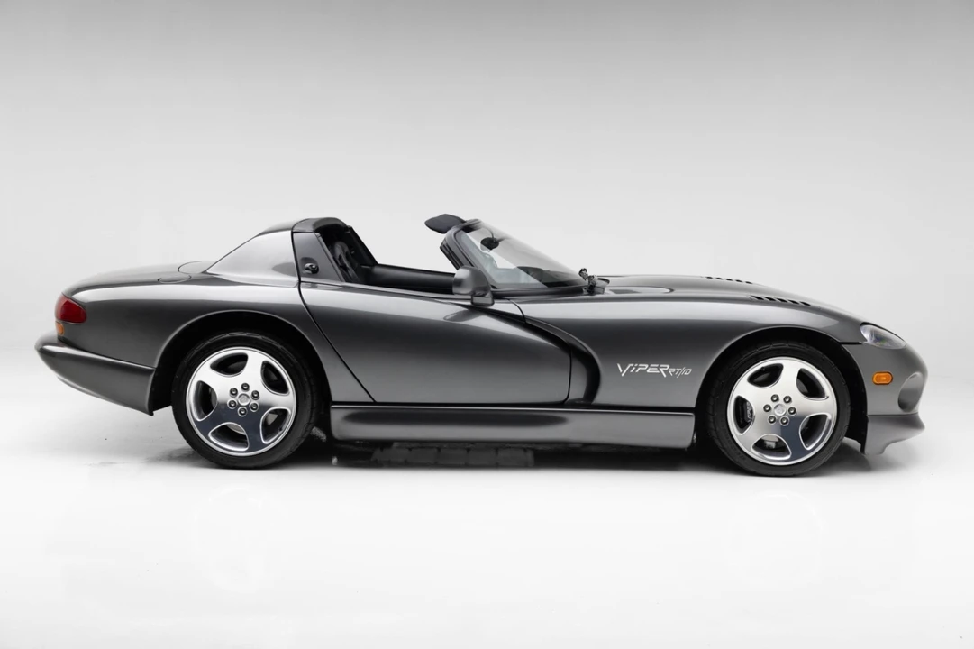 2002 Dodge Viper 2nd Gen - Image 11 of 21