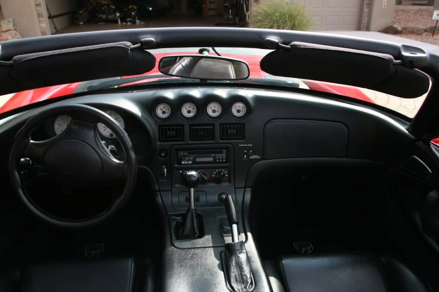 2002 Dodge Viper 2nd Gen - Image 2 of 6