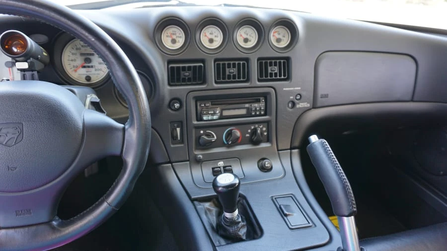2002 Dodge Viper 2nd Gen - Image 22 of 28