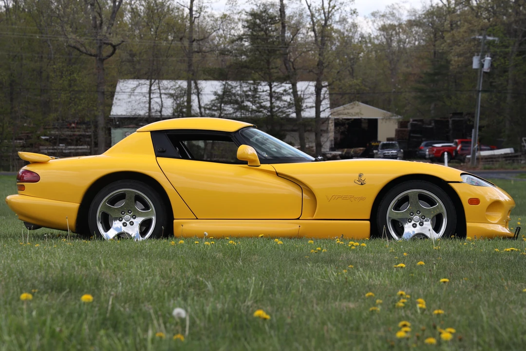 2002 Dodge Viper 2nd Gen - Image 3 of 10