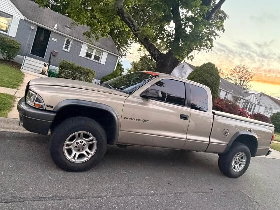 2002 Dodge Dakota 2nd Gen - Image 2 of 6