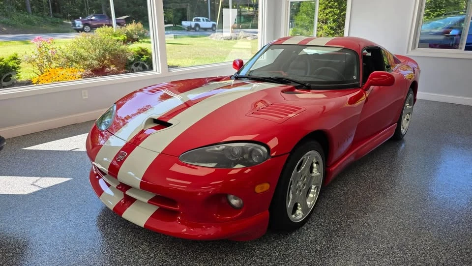 2002 Dodge Viper 2nd Gen - Image 2 of 20