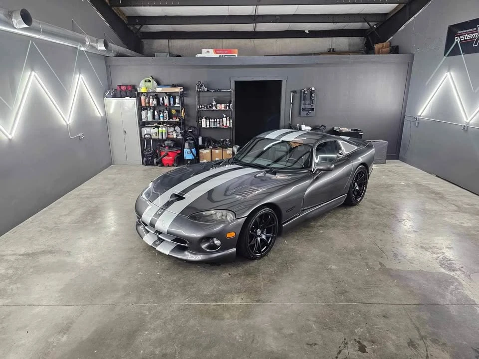 2002 Dodge Viper 2nd Gen - Image 3 of 18