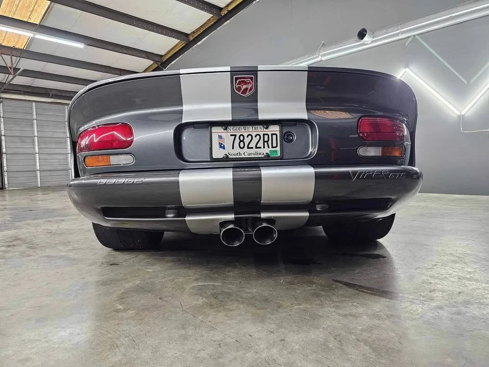 2002 Dodge Viper 2nd Gen - Image 16 of 18