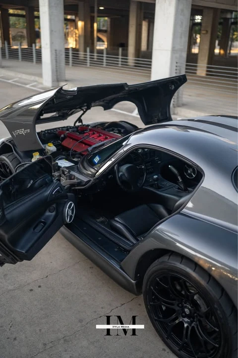 2002 Dodge Viper GTS 2nd Gen - Image 19 of 20