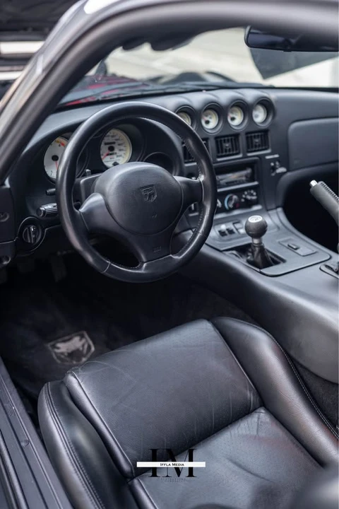 2002 Dodge Viper GTS 2nd Gen - Image 16 of 20