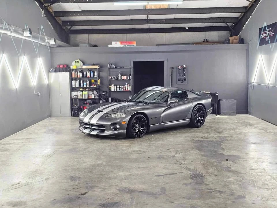 2002 Dodge Viper GTS 2nd Gen - Image 7 of 19