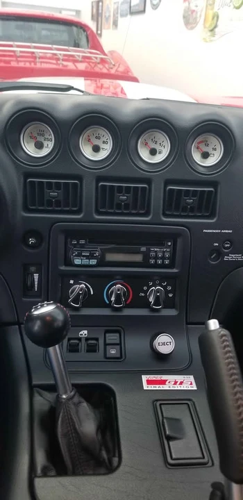 2002 Dodge Viper GTS 2nd Gen - Image 12 of 18