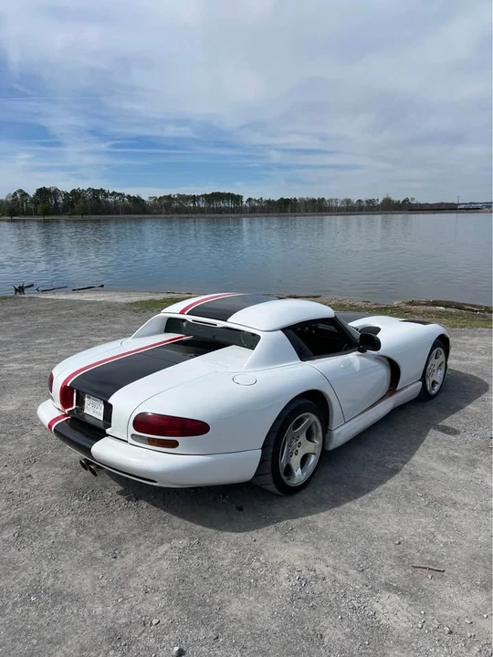 2002 Dodge Viper 2nd Gen - Image 6 of 14