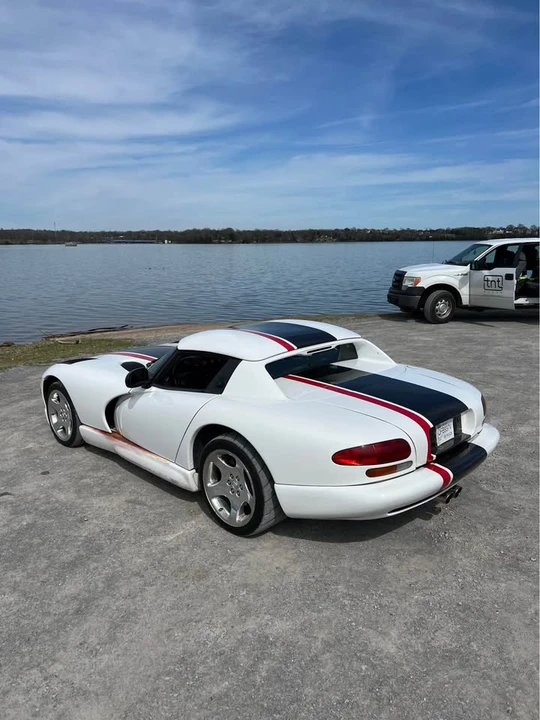 2002 Dodge Viper 2nd Gen - Image 8 of 14