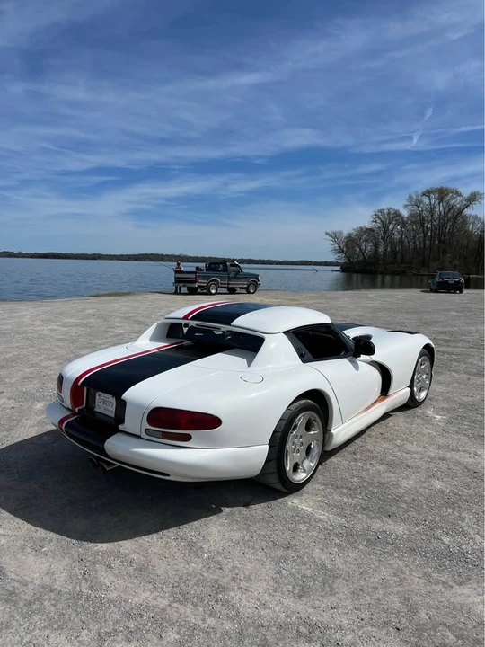 2002 Dodge Viper 2nd Gen - Image 4 of 12