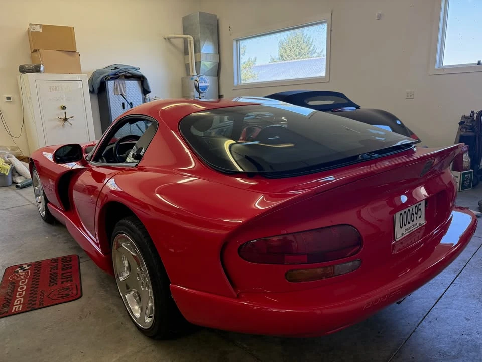 2002 Dodge Viper GTS 2nd Gen - Image 3 of 16