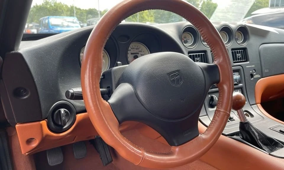 2002 Dodge Viper 2nd Gen - Image 13 of 15