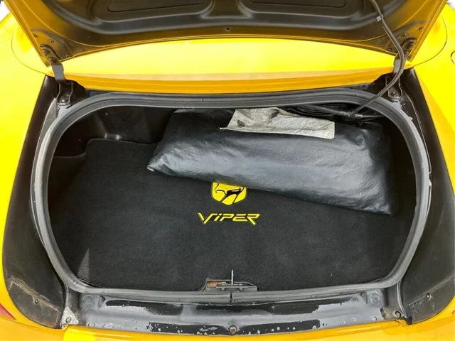 2002 Dodge Viper 2nd Gen - Image 10 of 18