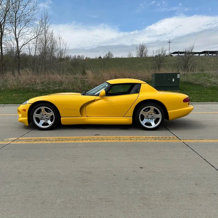 2002 Dodge Viper 2nd Gen - Image 8 of 14