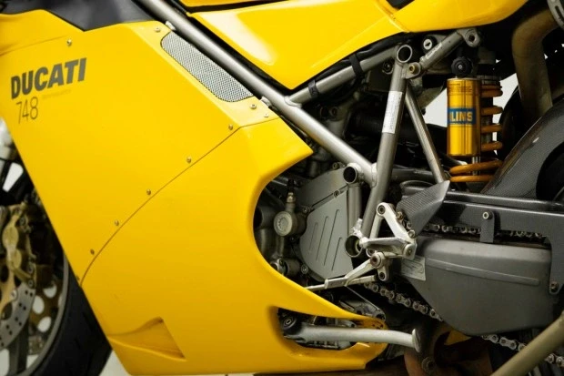 2002 Ducati 748 - Image 5 of 6