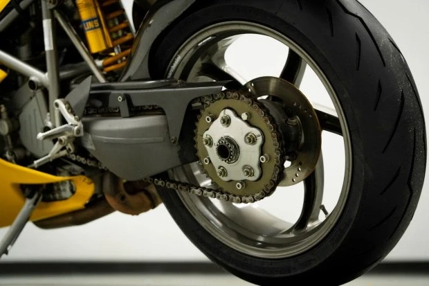 2002 Ducati 748 - Image 6 of 6