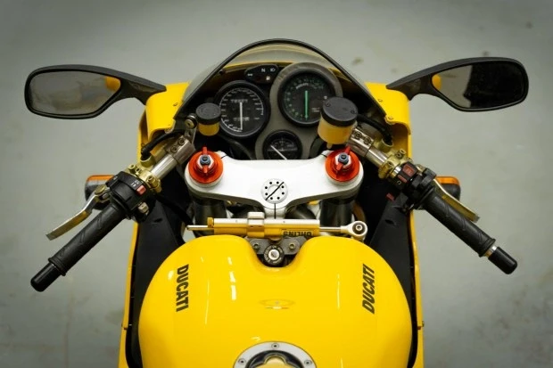 2002 Ducati 748 - Image 4 of 6