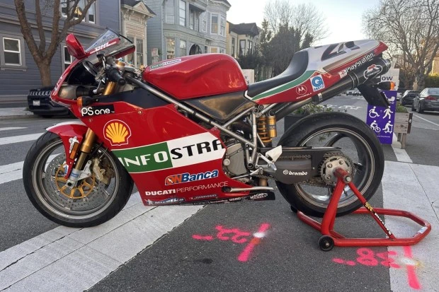 2002 Ducati 998 - Image 3 of 8