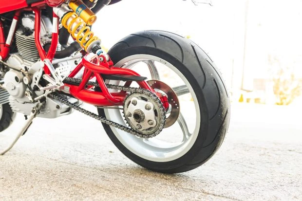 2002 Ducati MH900e - Image 7 of 7