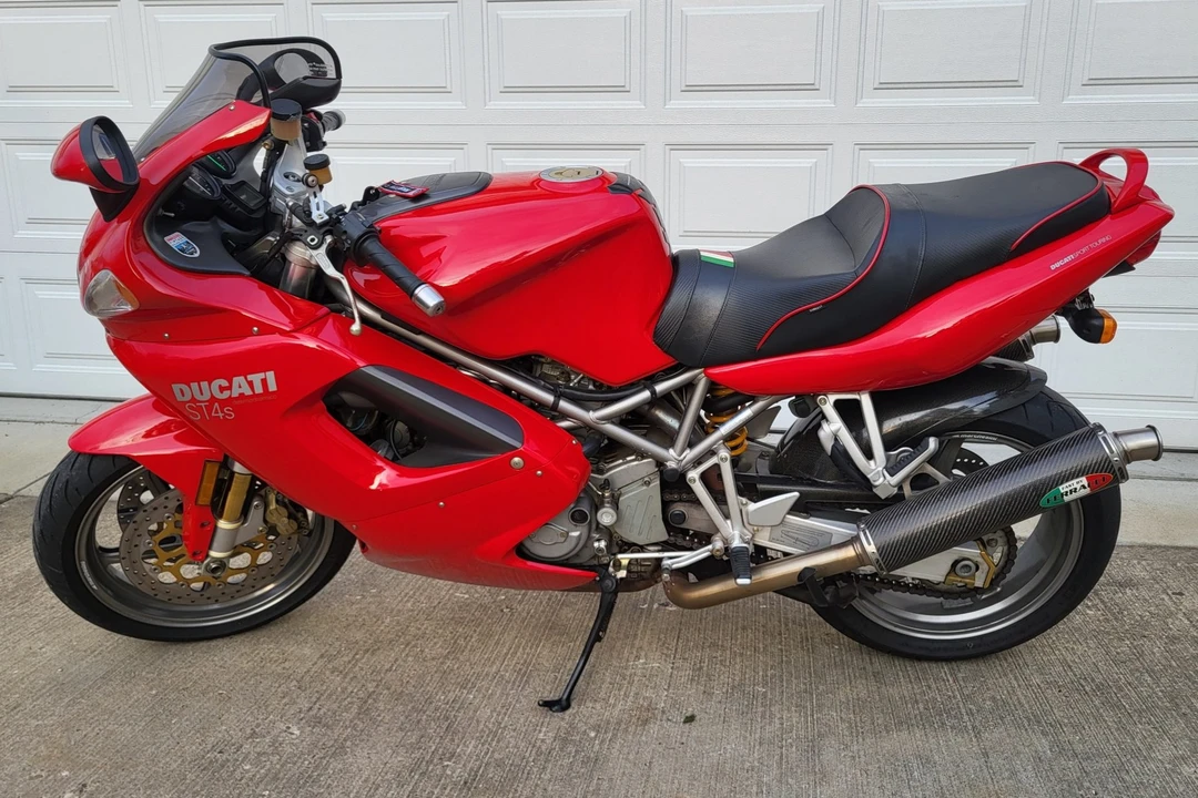 2002 Ducati 750 & 800 & 900 & 1000 - Image 2 of 7