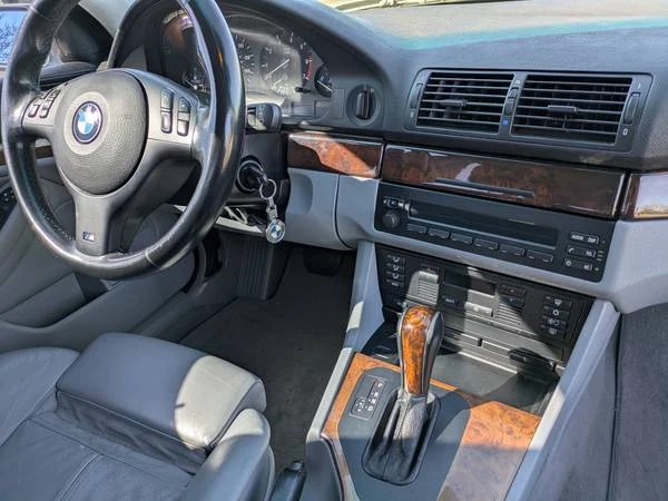 2002 BMW E39 540i - Image 13 of 18