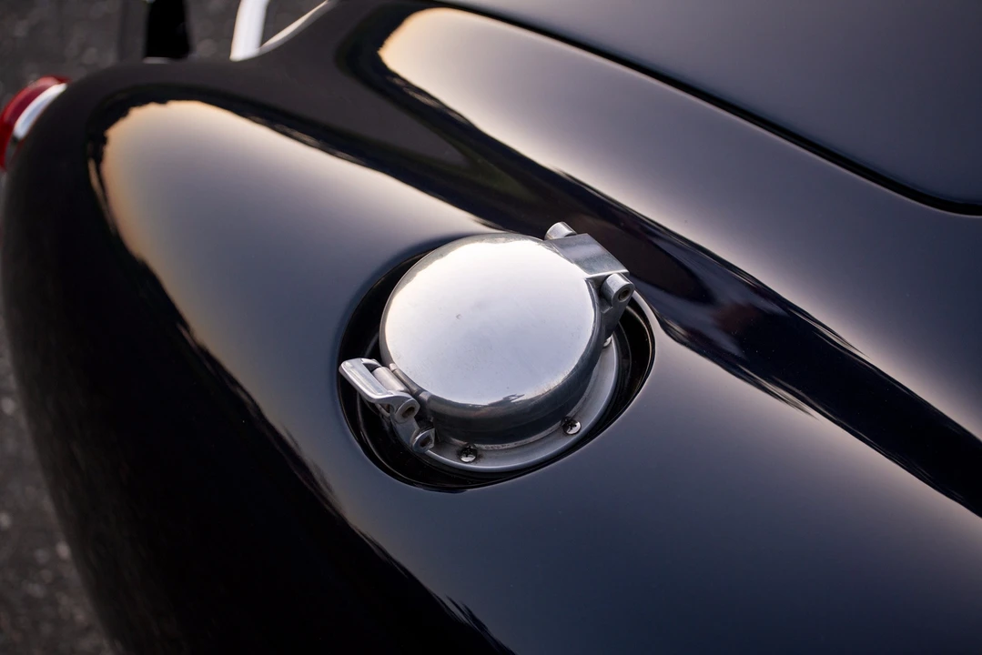 2002 Shelby Cobra Replica - Image 17 of 31