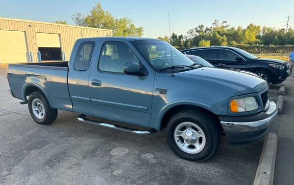 2002 Ford F-150 10th Gen - Image 2 of 4
