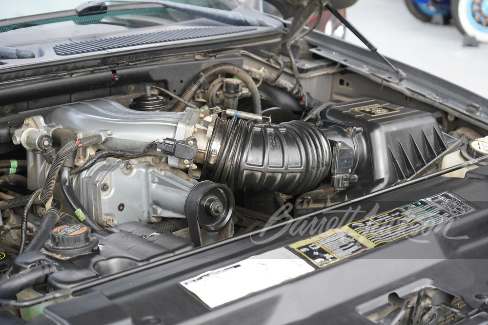2002 Ford F-150 10th Gen - Image 2 of 12