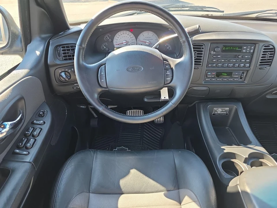 2002 Ford F-150 10th Gen - Image 6 of 12