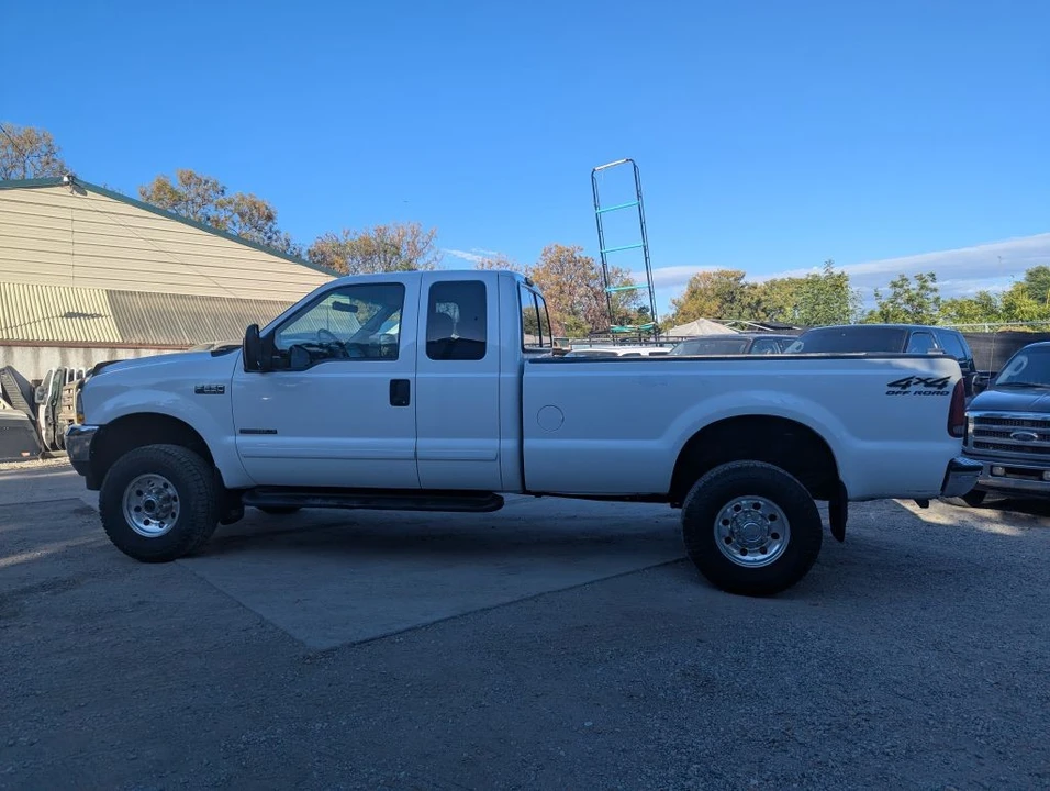 2002 Ford Super Duty 1st Gen - Image 2 of 17