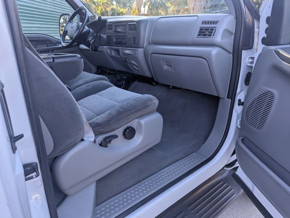 2002 Ford Super Duty 1st Gen - Image 11 of 17