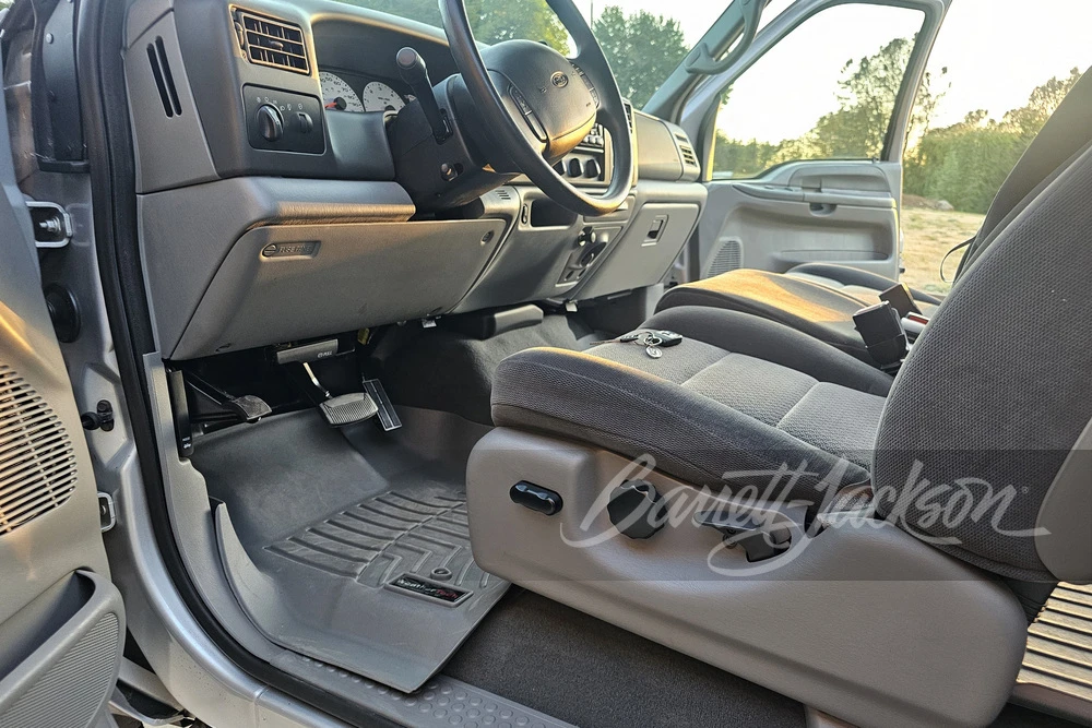 2002 Ford Super Duty 1st Gen - Image 3 of 31